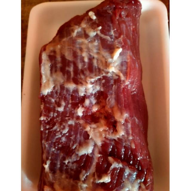 

Daging sapi segar bagian sandung lamur tanpa lemak