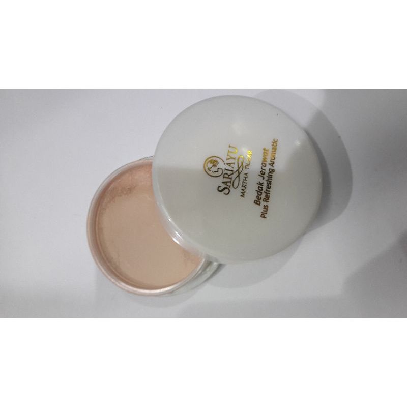 Sariayu Bedak Jerawat Refresh Aro / Loose Powder Acne
