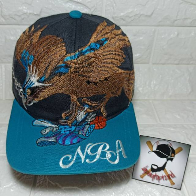 TOPI VINTAGE NBA CHARLOTTE HORNETS EAGLE SECOND IMPORT