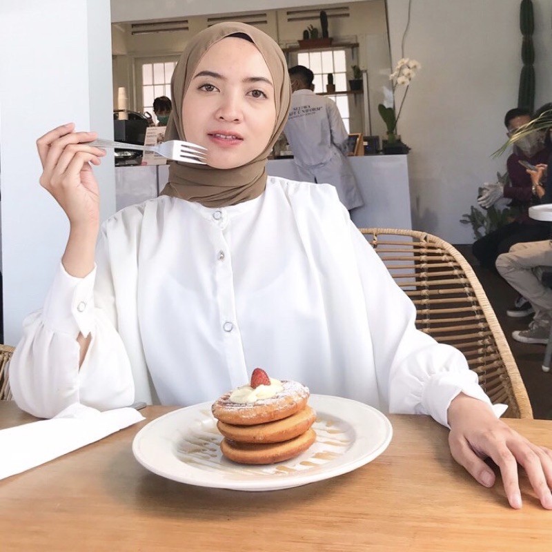 RUMI BASIC / KEMEJA WANITA-WHITE