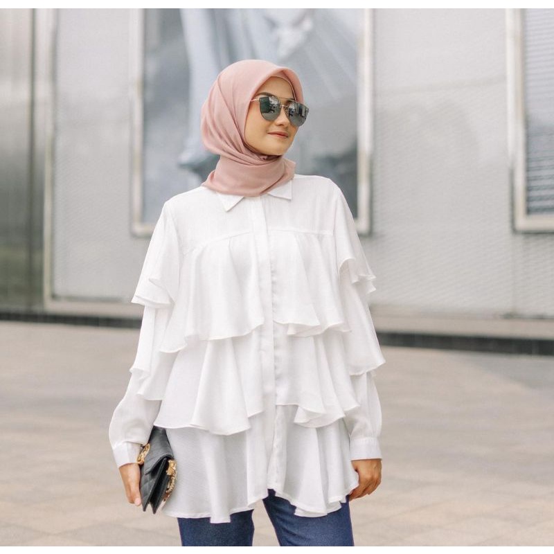 ❌❌SOLD❌❌ Zeta Blouse White Vanilla Hijab S