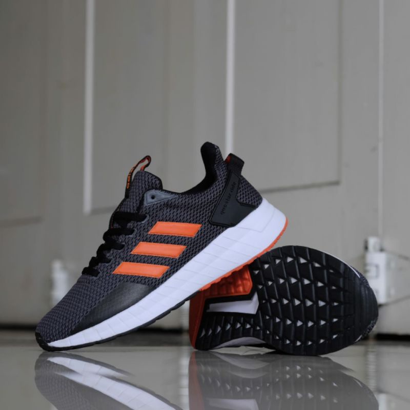 Adidas questar ride black white sol orange original