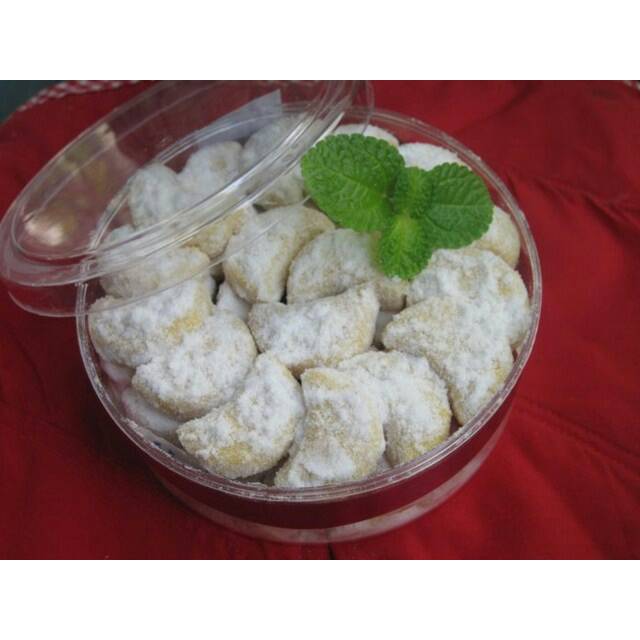 

Kue Putri Salju Home Made