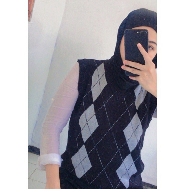 ARGYLE PREMIUM  VEST / ROMPI RAJUT PREMIUM BY MILPOSHKA