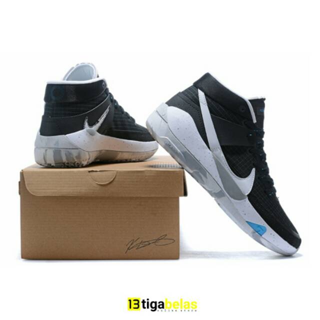kd 13 black white