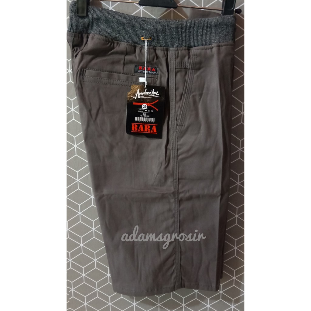 Celana chinos pendek dewasa bahan twiil combed UK 27-32