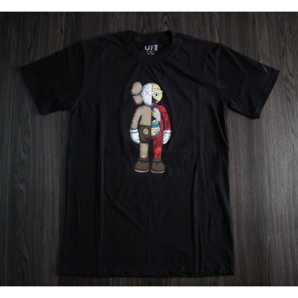 Jual KAOS UNIQLO X KAWS | BAJU UNIQLO X 