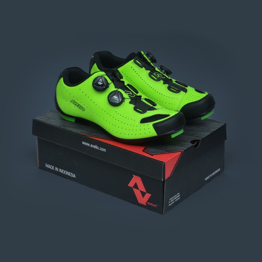 SEPATU AVELIO ROADBIKE GREEN NEON