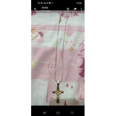 Kalung Titanium Salib Yesus Gold