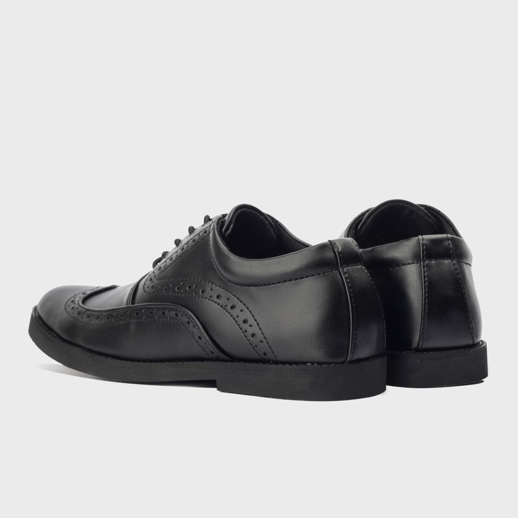 KENZIE BLACK ORIGINAL x GIANT FLAMES Sepatu Formal Hitam Tali Pria Pantofel Kerja Kantor Dinas Resmi Guru Kantoran Pesta Undangan Kondangan Nikah Wisuda Kuliah Brogue Wingtip Derby Oxford Semi Kulit Premium Footwear Big Size Jumbo Ukuran Besar 44 45 Keren