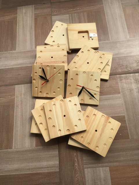 Hiasan Jam Dinding Kayu Motif 15x15 Plus Mesin Quartz