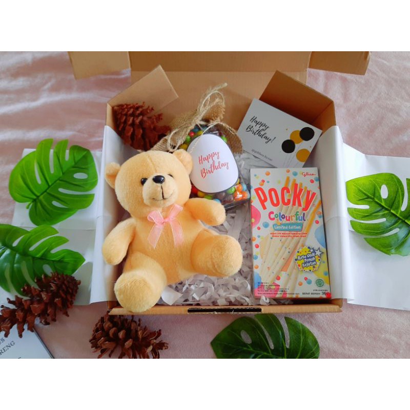 

Giftbox/snackbox/giftbox/birthdaygift/hampers birthdaygift