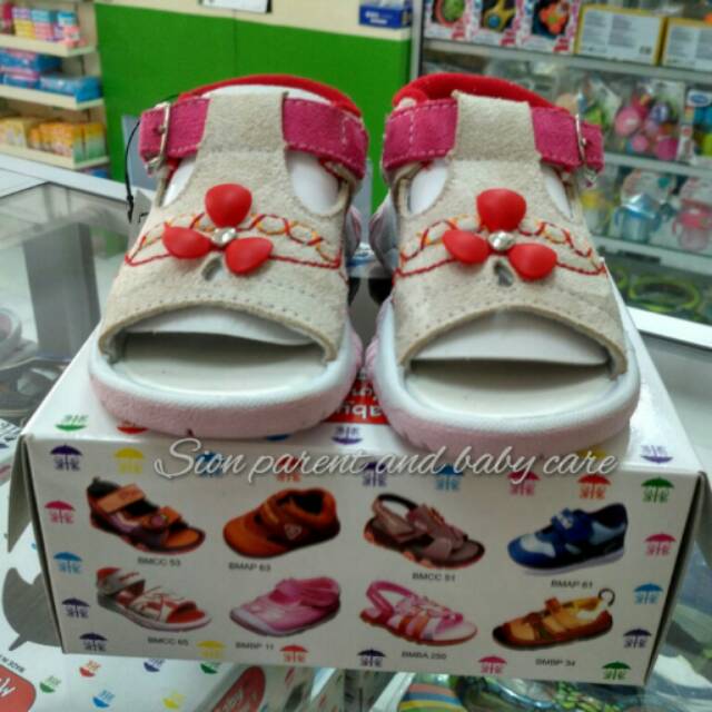 Sepatu bayi baby millioner BMCC 163