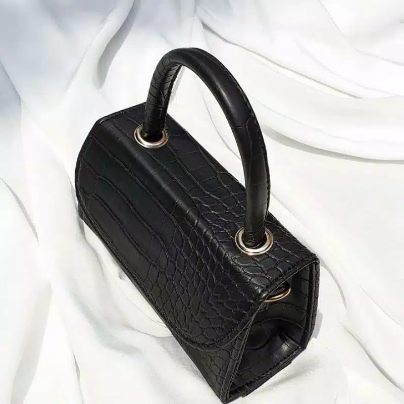 MIZU BAG HITAM /TAS SELEMPANG WANITA TAS SELEMPANG KOREA MINI POLOS-3