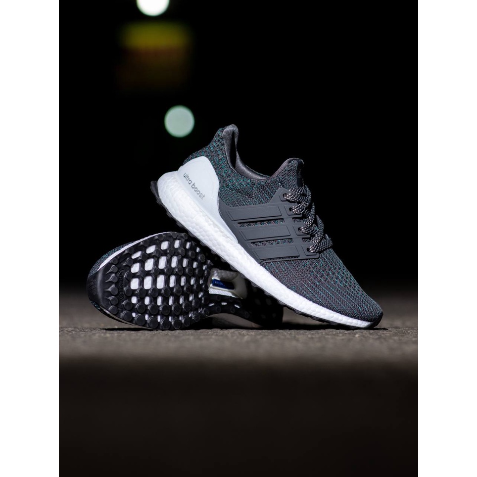 ADIDAS ULTRA BOOST 4.0 GREY WHITE - SEPATU ADIDAS RUNNING ULTRA BOOST ORIGINAL 100% / ADIDAS ORIGINA