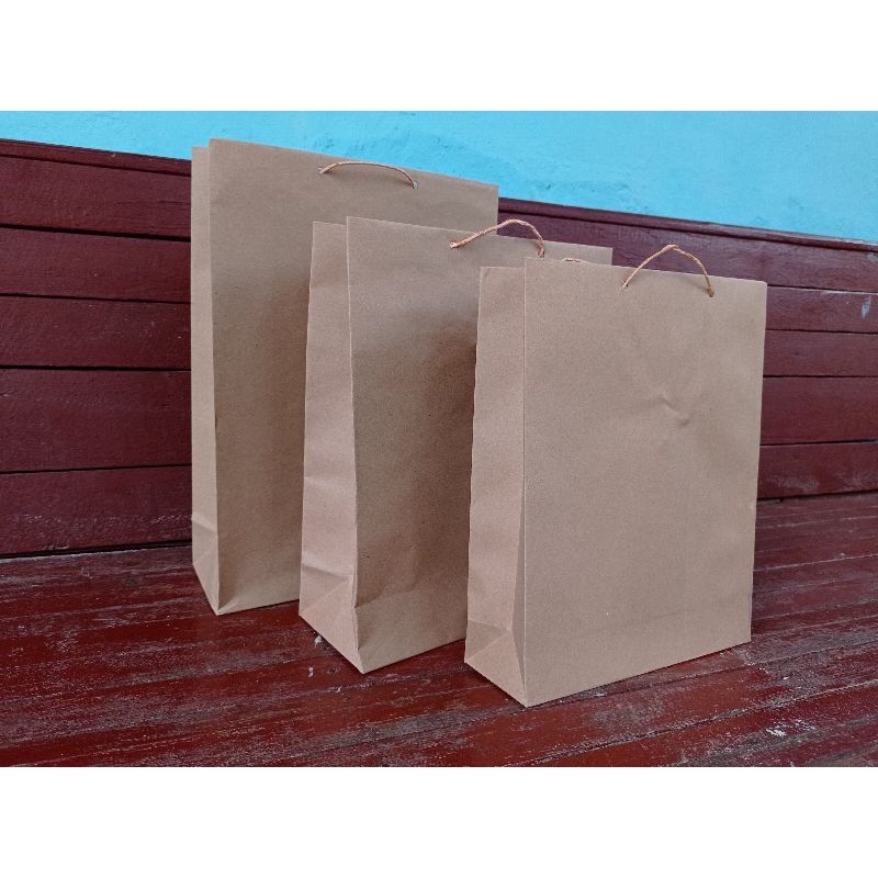 

(min order 100pcs) paperbag sablon, paper bag toko, tas souvenir, tas kertas