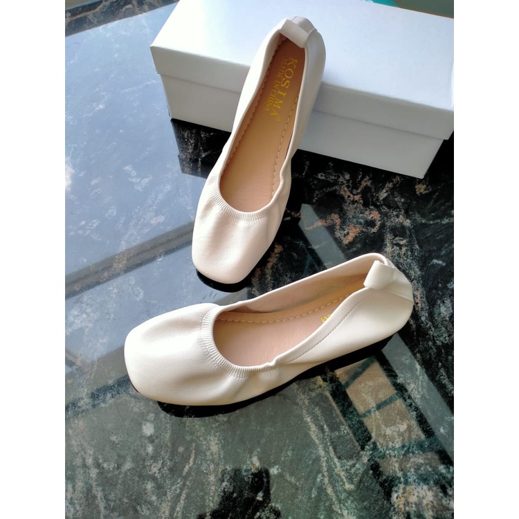 Flat shoes wanita F 2016