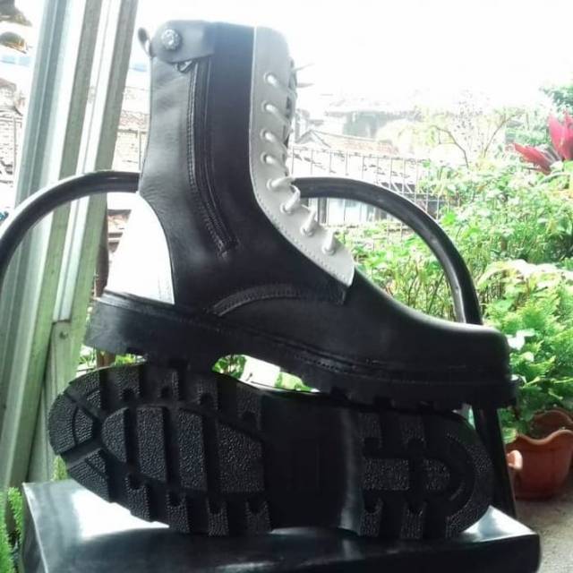 Sepatu PDL PROVOST POLR