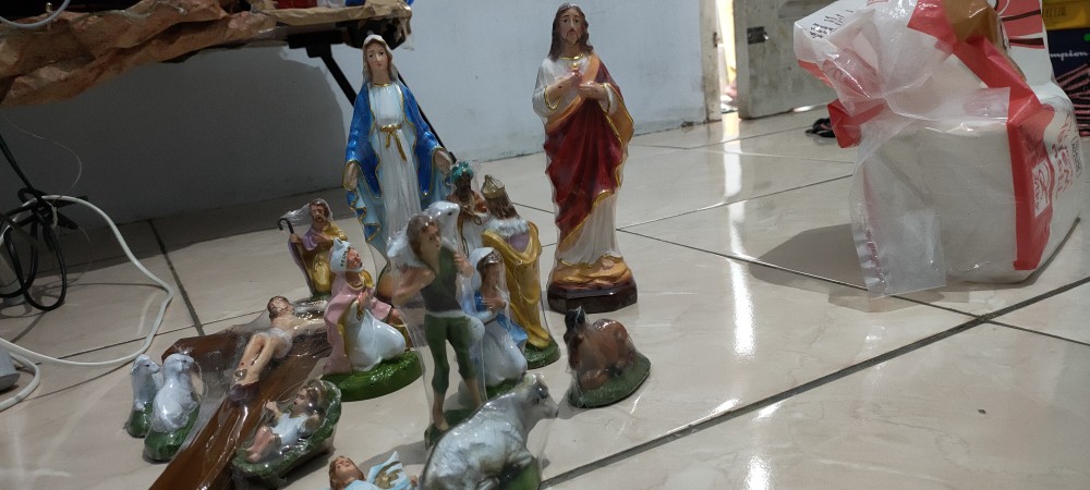 Patung Yesus Hati Kudus 20 Cm Hiasan Rohani Arca Fiberglass