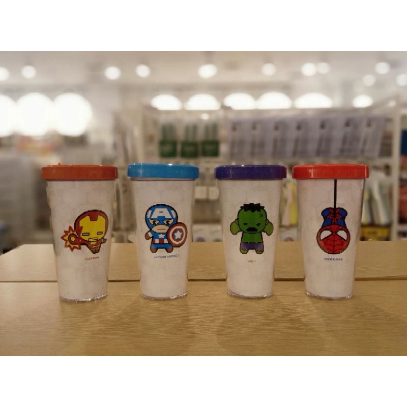 Miniso Marvel tumbler botol minum dengan sedotan botol minum spiderman botol minum lucu tumbler