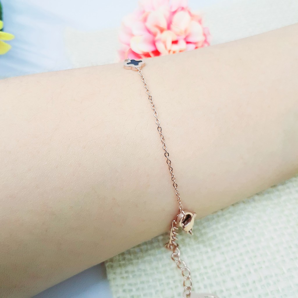 Gelang Titanium Model Korea Imut Rantai Clover Hitam - BB399