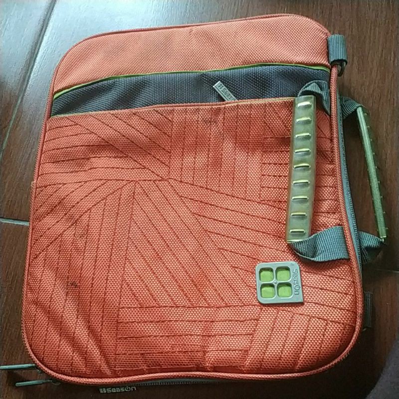 tas Gadget orange preloved