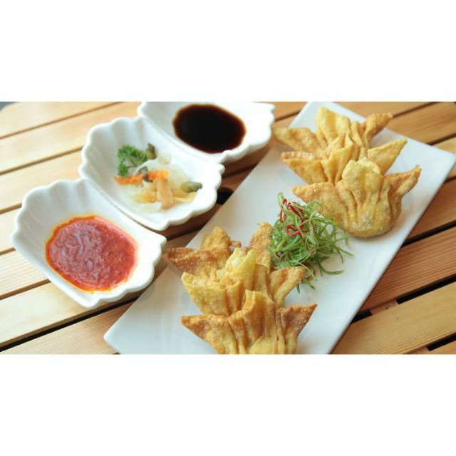 

Pangsit udang goreng