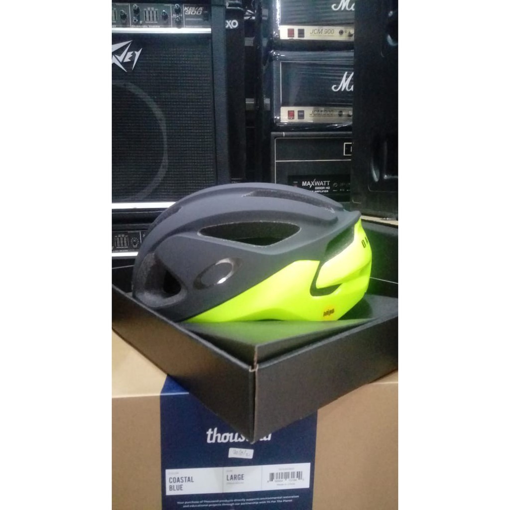 HELM SEPEDA OAKLEY ARO3 RETINA BURN