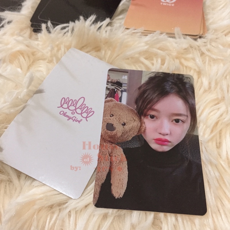 Oh My Girl Unofficial Photocard (Gf Selca Edition)