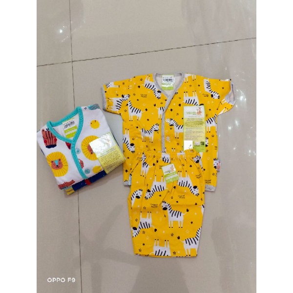 SETELAN BAJU VELVET ( Newborn)