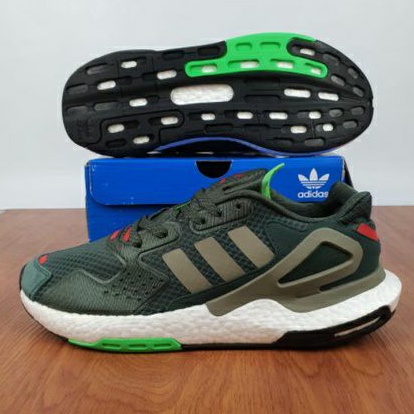 Adidas ultra boost man day jogger / sepatu sport pria / sepatu olahraga