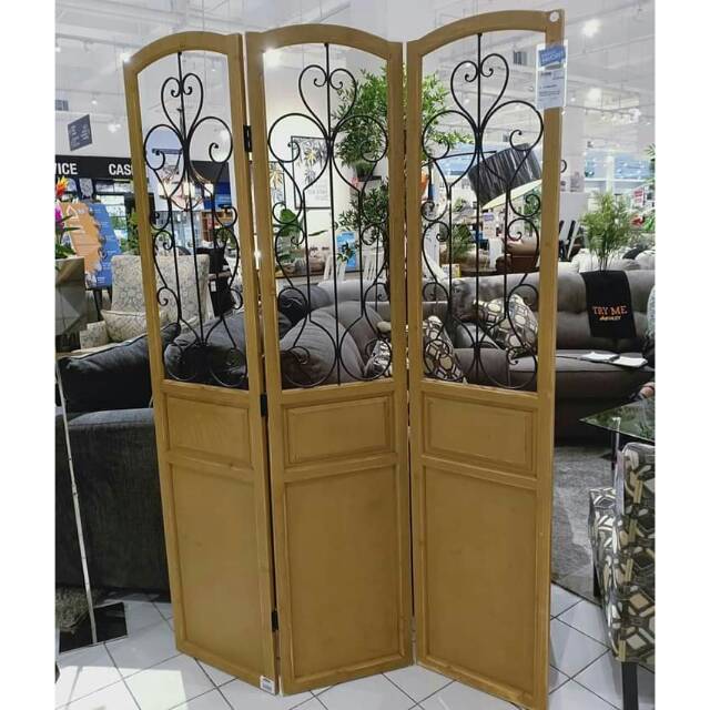 

DIVIDER