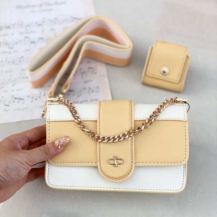 Tas Pedro Chain Handle Crossbody Bag Free Mini Pouch - White Cuci Gudang