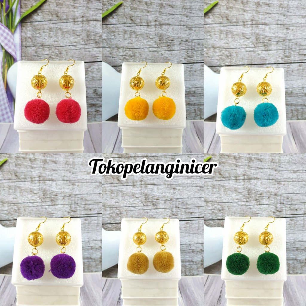 New anting hijab earing pompom /anting korea  Fashion wanita By Tokopelanginicer