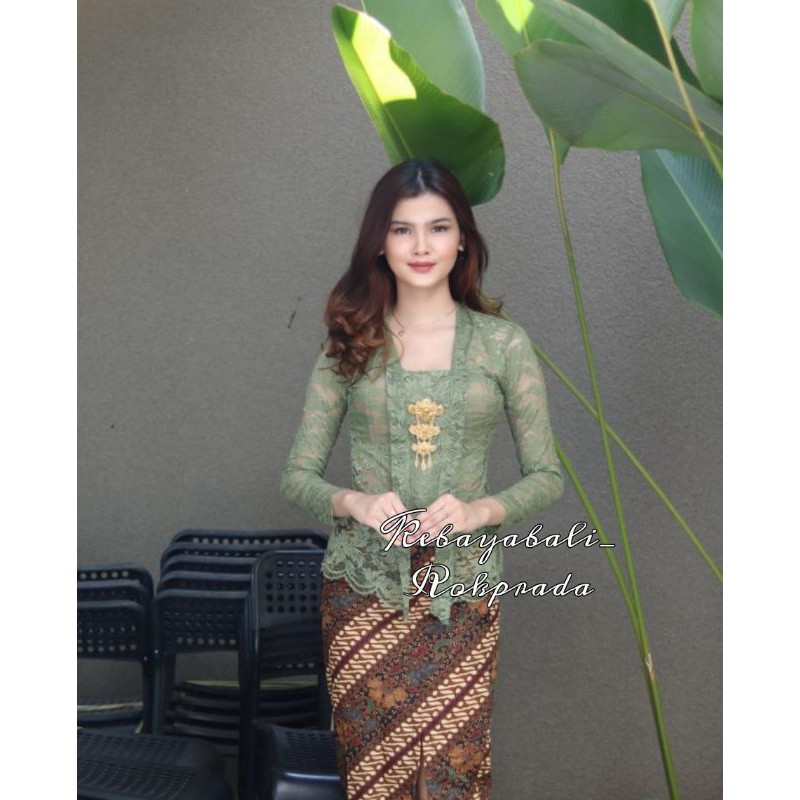 ATASAN KEBAYA KUTUBARU BED KLIM SOFIA LACE TANGAN PANJANG