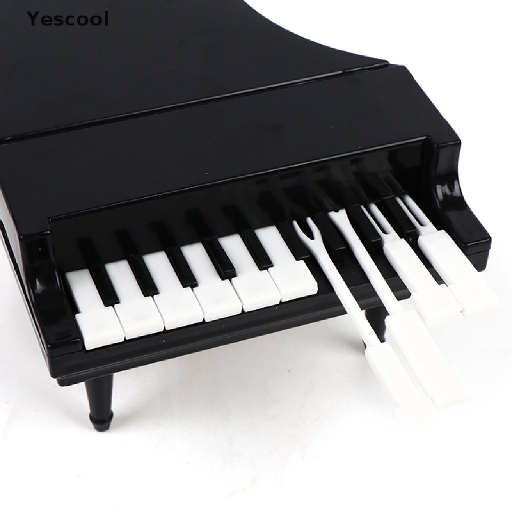 Yescool 10Pcs Garpu Buahkuemakanan Penutup Desain Piano Kartun Ukuran Mini Untuk Anak