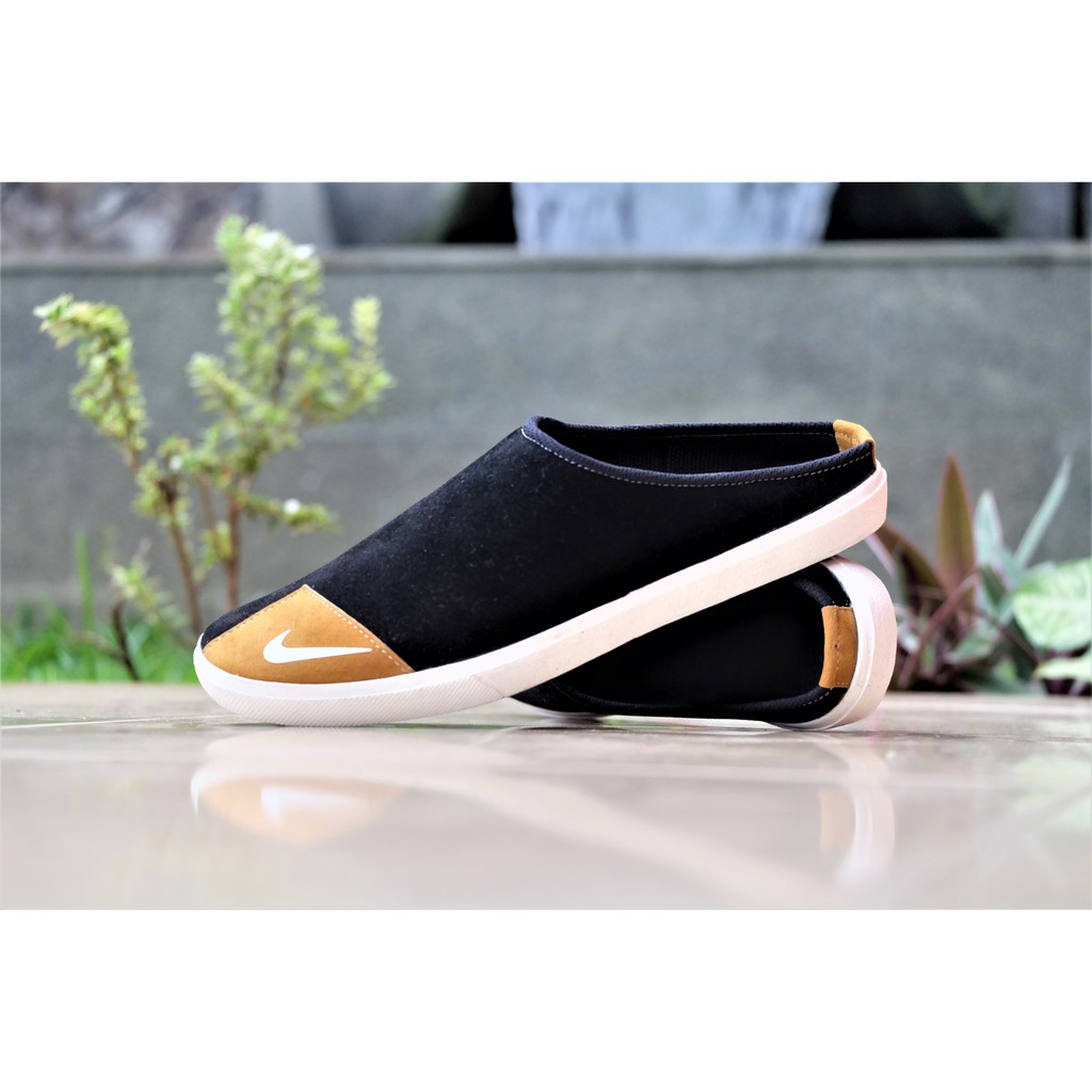 Sepatu Sandal Nike Bustong Slip On Slop Pria Santai Hitam Kasual Kulit Suede