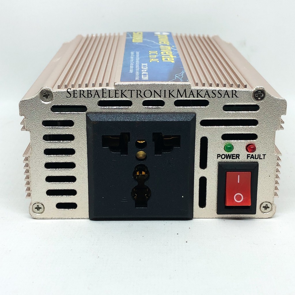 Power Inverter 500 Watt Merk USAT DC 12Volt to AC 220Volt