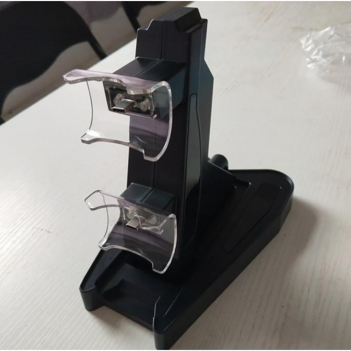 Produk Terbaru Charging Dock Stik Ps5 / Stik Ps5 Charger Holder