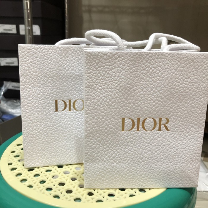 

BAYAR DITEMPAT Dior Paperbag Authentic 13x15x6