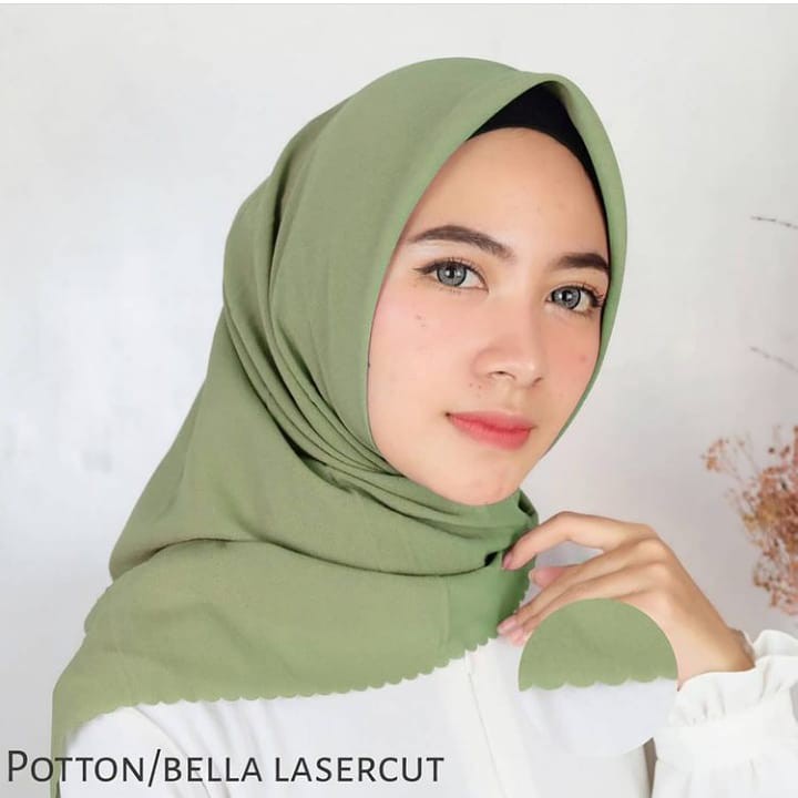 hijab segi 4 bella laser/hijab instan polycottoon lasercut/Khimar instan/jilbab instan/110x110cm-seawood