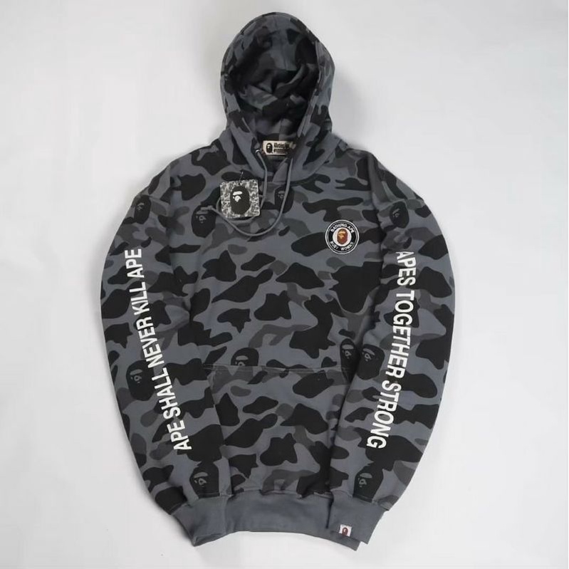 Harga hot sale sweater bape