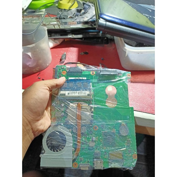 MOTHERBOARD,MAINBOARD,MOBO TOSHIBA SATELLITE C640 c640d