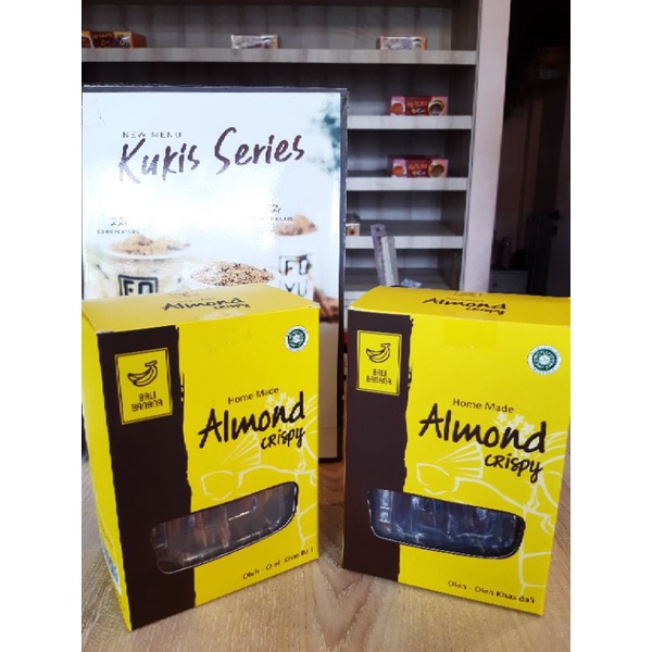 

ALMOND CRISPY BALI BANANA OLEH OLEH BALI 150 GRAM ISI 15 PCS