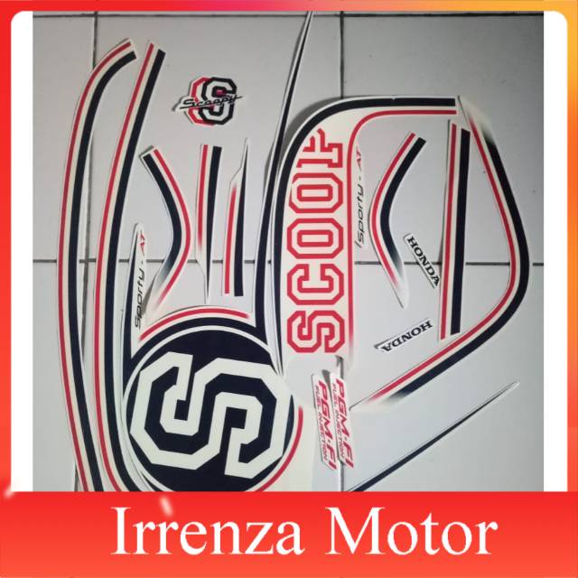 Sticker striping Honda Scoopy 2014 putih