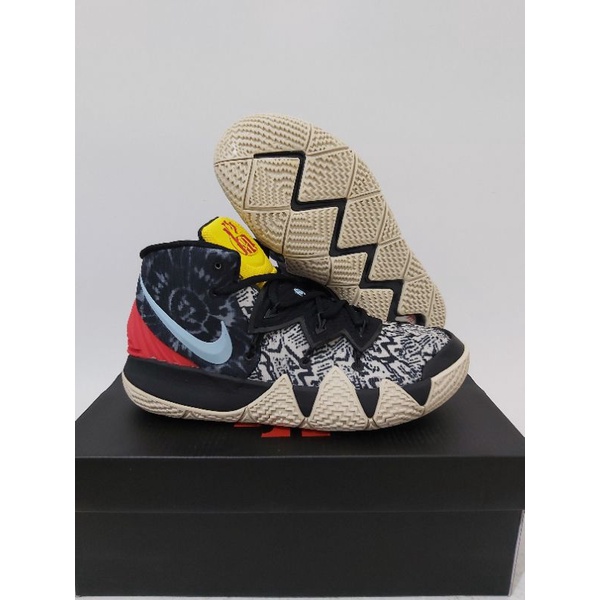 Sepatu Basket Nike Kyrie Hybrid S2 High What THE