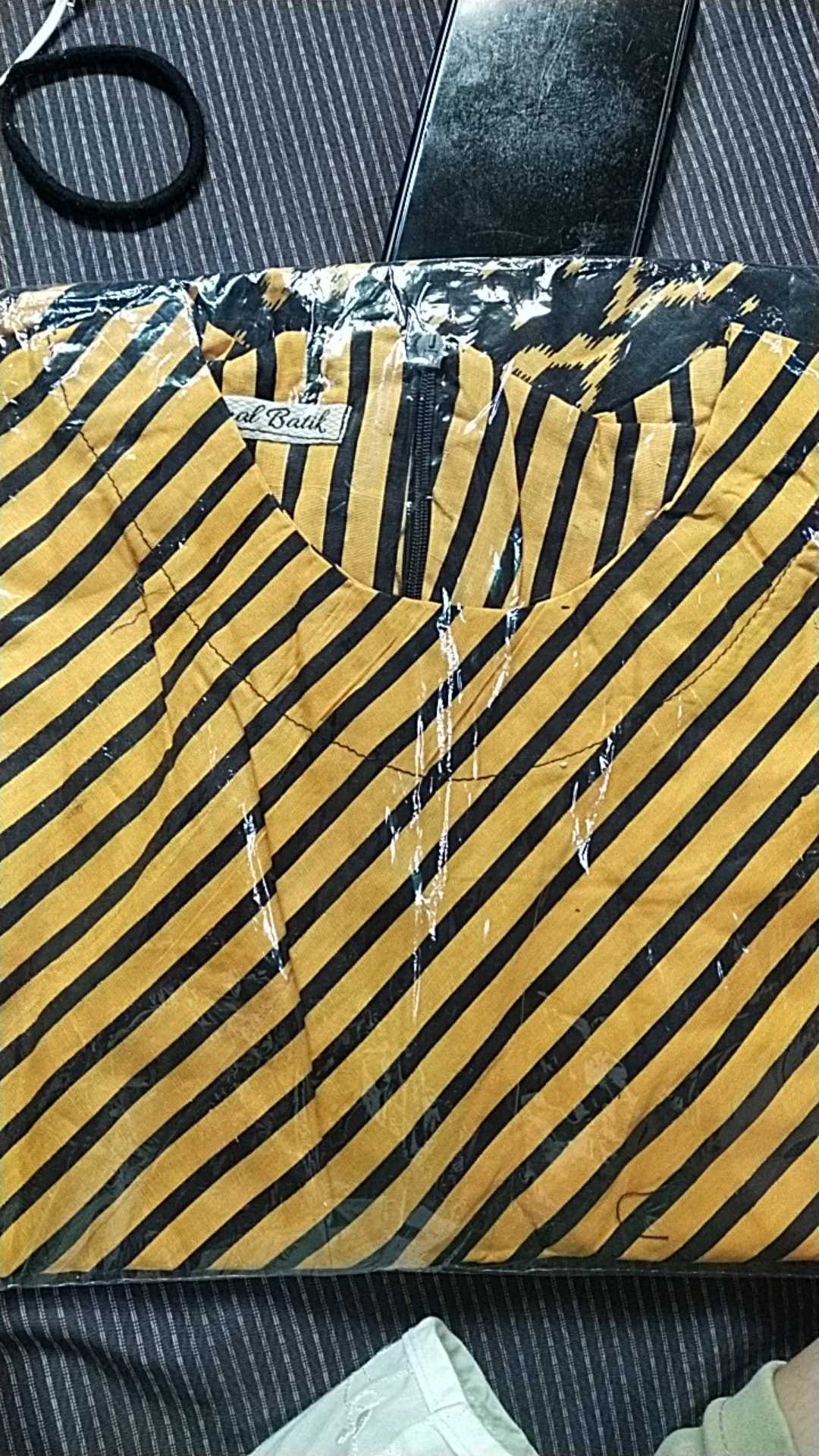 Batik Modern Dress Batik Wanita Lengan Pendek Model Lancip