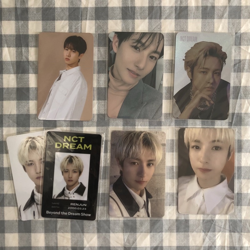 ( take all only ) ticket holder the dream show + bene sg 20 + holo standee reload + id card set + ar