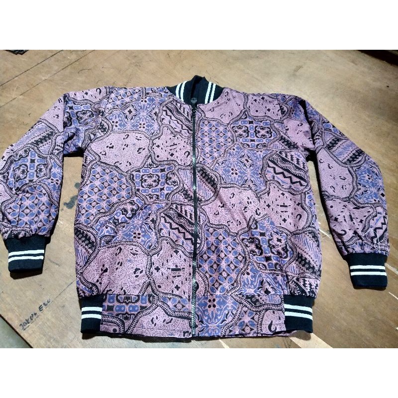 sekarjagat ungu jaket bomber/jaket batik premium/bomber batik