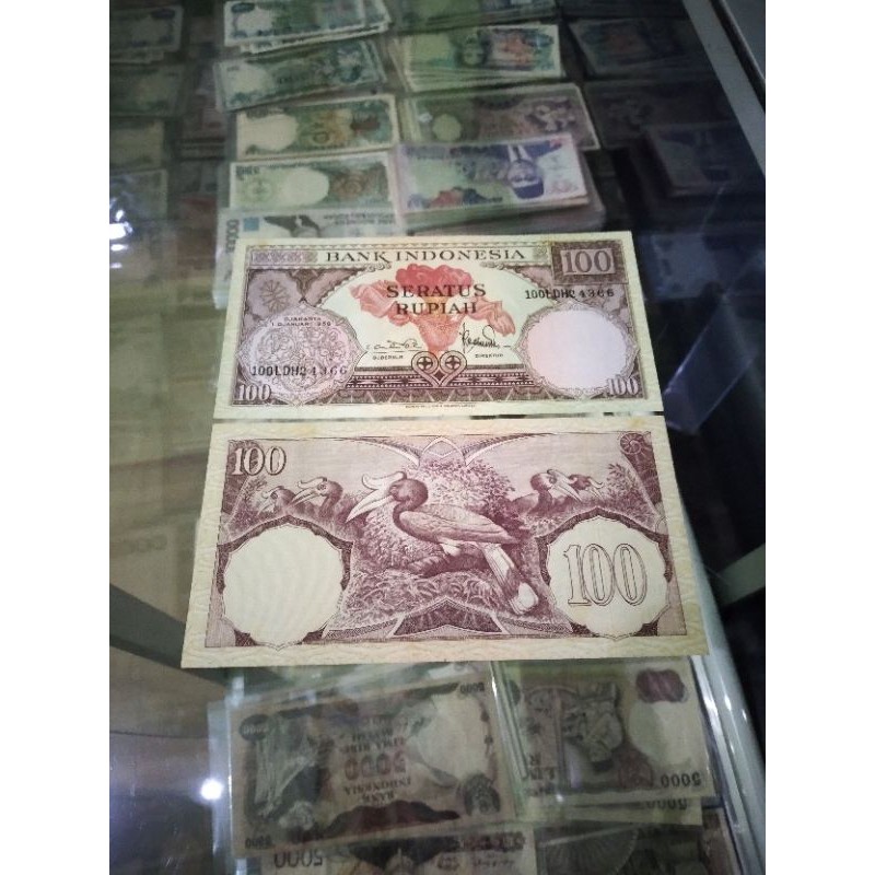 uang kuno 100 bunga 1959 asli